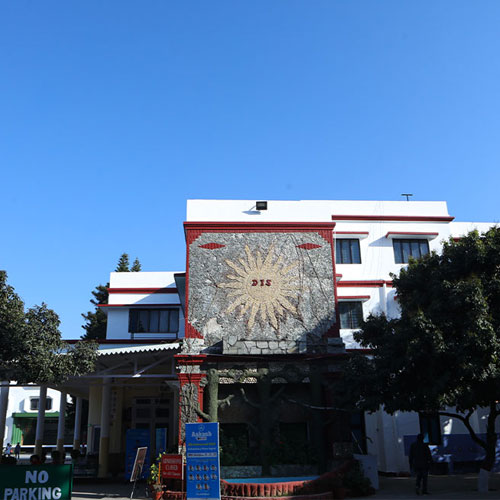 Alumni Image