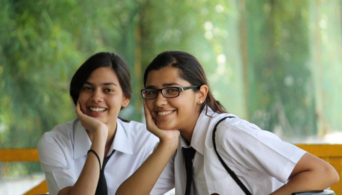 On-campus Life Of Boarding School For Girls